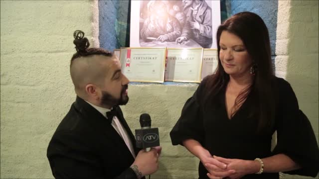 Zofia Czernicka: "Akademia Kobiet skutecznych skupia wokół siebie kobiety..."