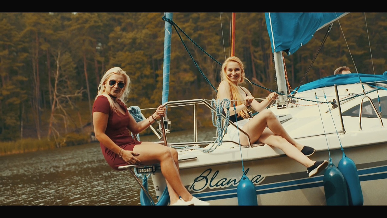 Adam Krajewski - Słońce, Plaża (Official Video Clip) 2017