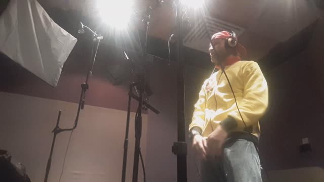 Dawid Ozdoba - Siostry G - Plastikowa LALA