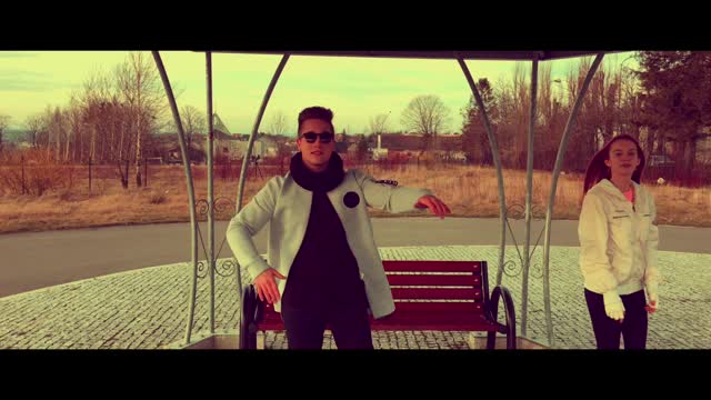 Angela x M-different x G-mike - Papierowa łódka (Official Video)