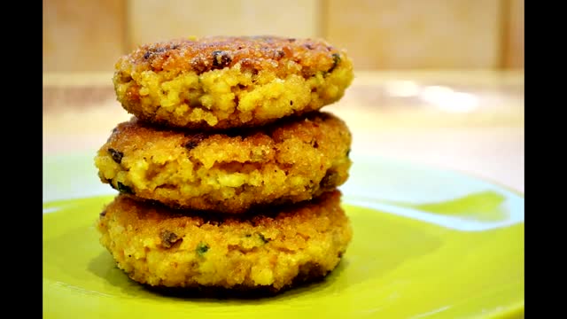 Kotlety z kaszy jaglanej