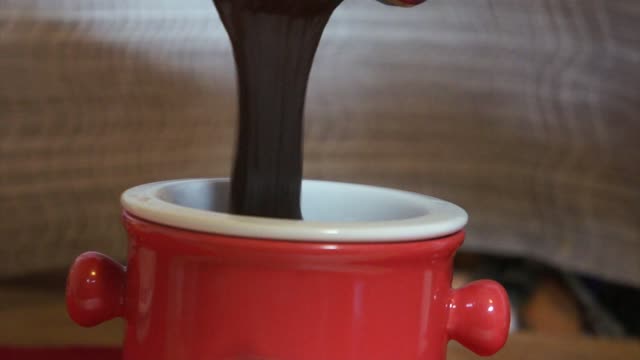 Przepis na czekoladowe fondue